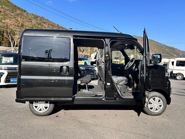 Daihatsu ATRAI RS 2025 — миниатюра 2