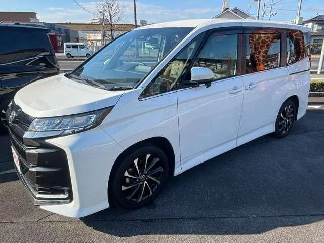 Toyota NOAH S-Z 2022 — миниатюра 4