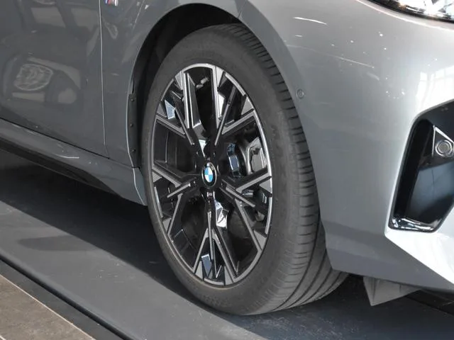 BMW 1 SERIES 120 M SPORT 2024 — миниатюра 2
