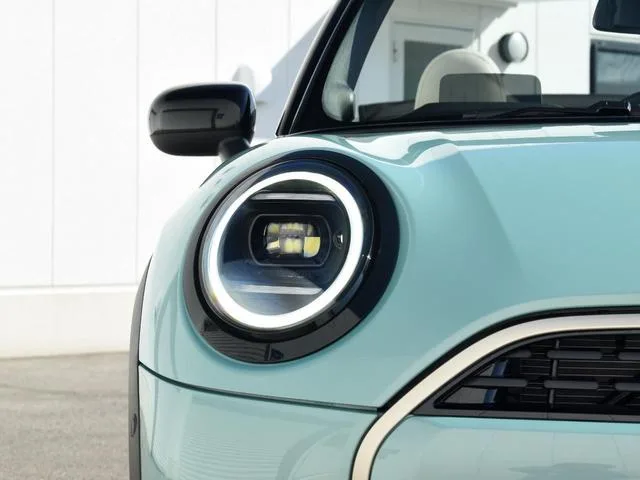 MINI MINI COOPER C CONVERTIBLE FAVOURED TRIM 2025 — миниатюра 3