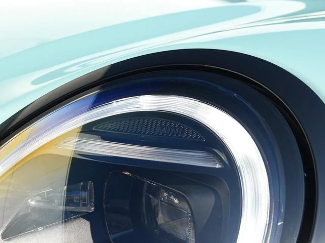 MINI MINI COOPER C CONVERTIBLE FAVOURED TRIM 2025 — миниатюра 4