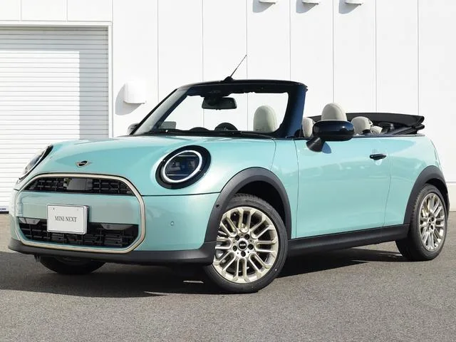MINI MINI COOPER C CONVERTIBLE FAVOURED TRIM 2025 — фото 1, купить с доставкой в Москву