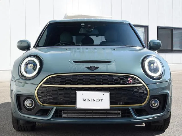 MINI MINI COOPER S CLUBMAN UNTOLD EDITION 2023 — миниатюра 3