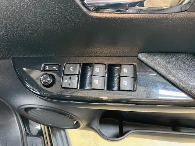 Toyota HILUX Z GR SPORT 2022 — миниатюра 5