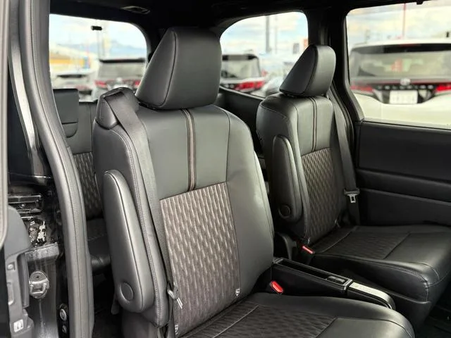 Toyota NOAH S-Z 2023 — миниатюра 5