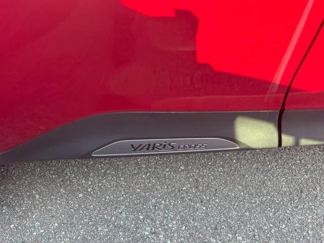 Toyota YARIS CROSS HYBRID Z 2025 — миниатюра 3