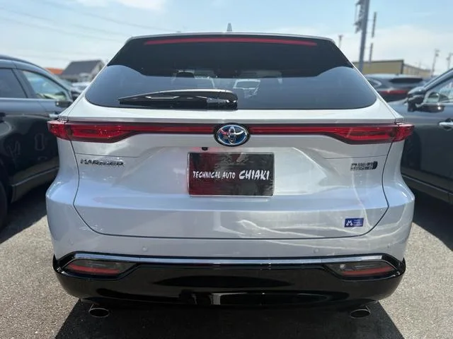 Toyota HARRIER PHEV 2023 — миниатюра 4