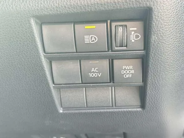 Toyota NOAH HYBRID S-Z 2023 — миниатюра 4