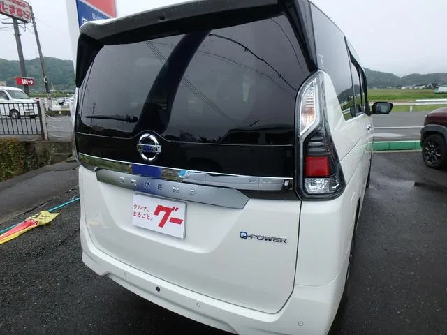 Nissan SERENA E-POWER XV 2022 — миниатюра 5