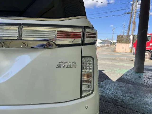 Nissan ELGRAND 250HIGHWAY STAR S 2024 — миниатюра 3
