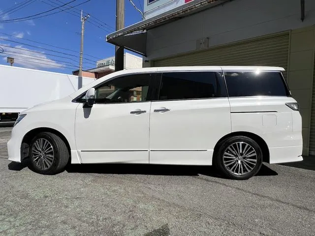 Nissan ELGRAND 250HIGHWAY STAR S 2024 — миниатюра 5