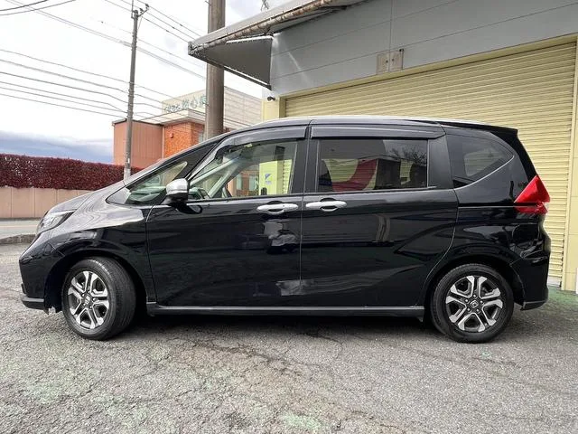 Honda FREED HYBRID HYBRID CROSSTAR 2023 — миниатюра 4