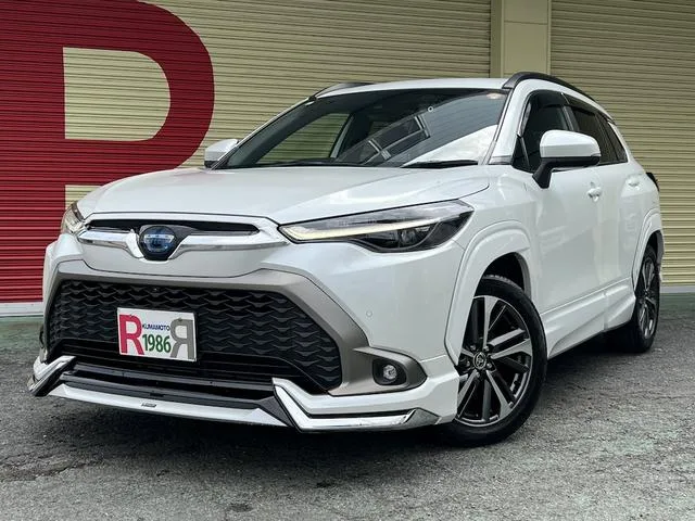 Toyota CorollaCross HYBRID Z 2023 — фото 1, купить с доставкой в Москву