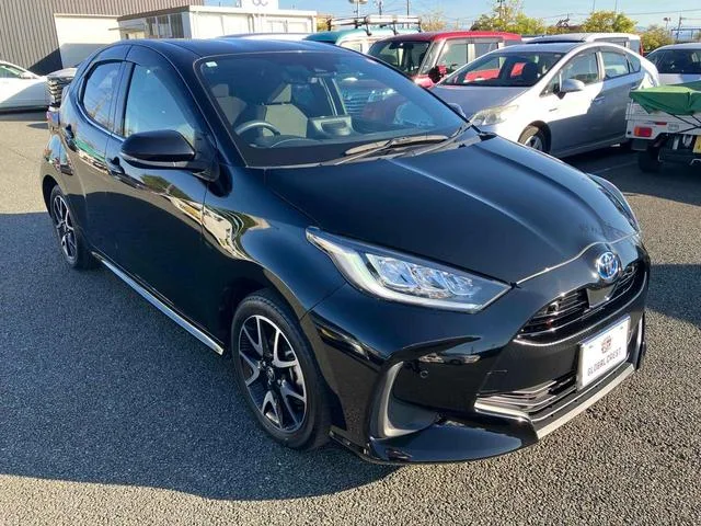 Toyota Yaris HYBRID Z 2023 — миниатюра 3
