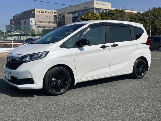 Honda FREED HYBRID HYBRID G 2023 — миниатюра 3