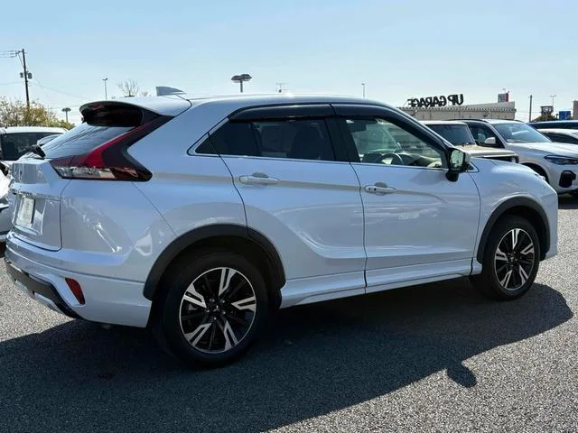 Mitsubishi ECLIPSE CROSS P 2023 — миниатюра 3