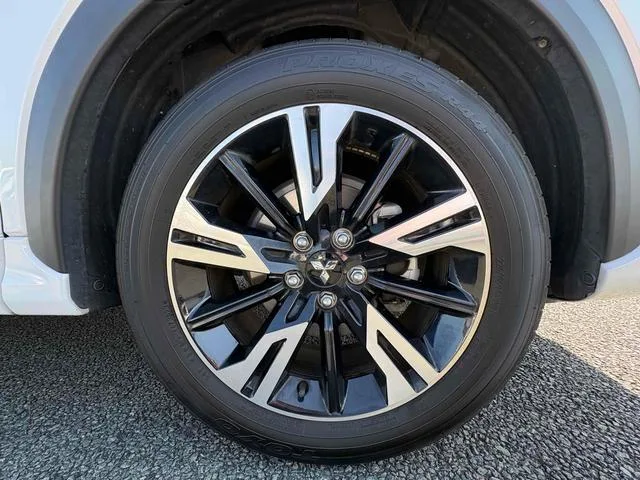 Mitsubishi ECLIPSE CROSS P 2023 — миниатюра 4