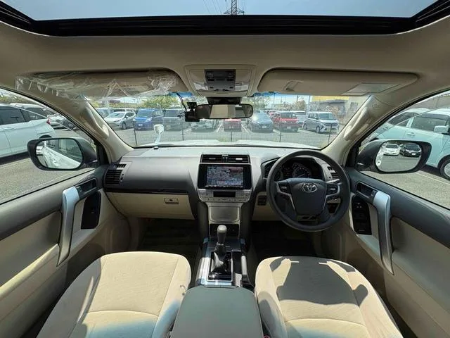 Toyota Land Cruiser Prado TX 2022 — миниатюра 2