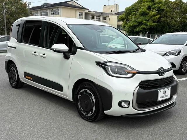 Toyota SIENTA HYBRID Z 2023 — миниатюра 2
