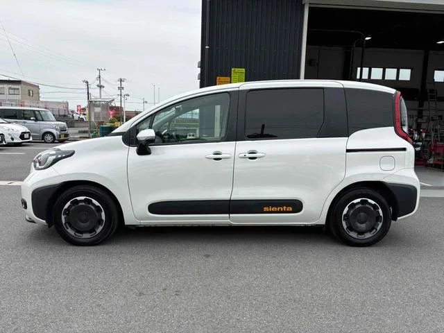 Toyota SIENTA HYBRID Z 2023 — миниатюра 3