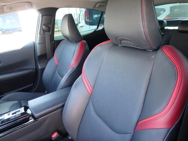Toyota Prius Z 2023 — миниатюра 5