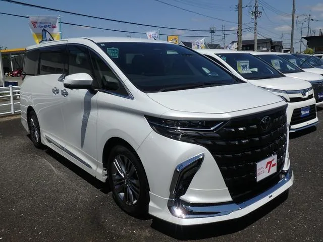 Toyota Alphard Z 2024 — миниатюра 2