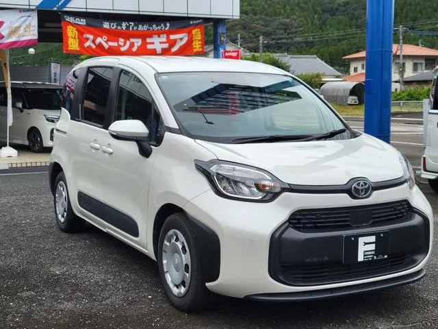 Toyota SIENTA X 2023 — миниатюра 4