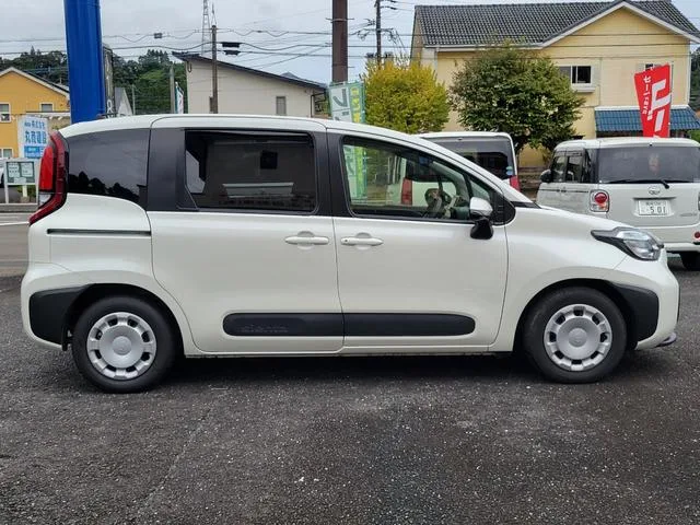 Toyota SIENTA X 2023 — миниатюра 5