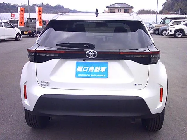 Toyota YARIS CROSS HYBRID Z 2025 — миниатюра 2