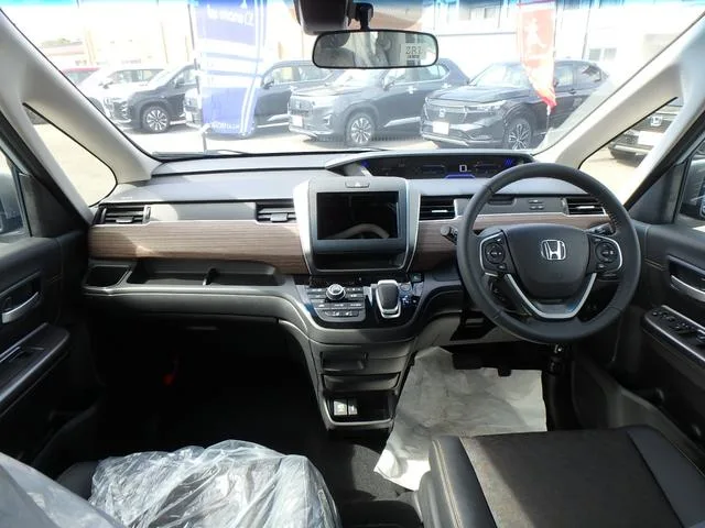 Honda FREED HYBRID HYBRID CROSSTAR 2026 — миниатюра 3