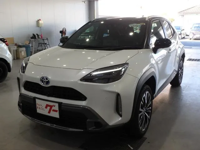Toyota YARIS CROSS HYBRID Z ADVENTURE 2023 — фото 1, купить с доставкой в Москву