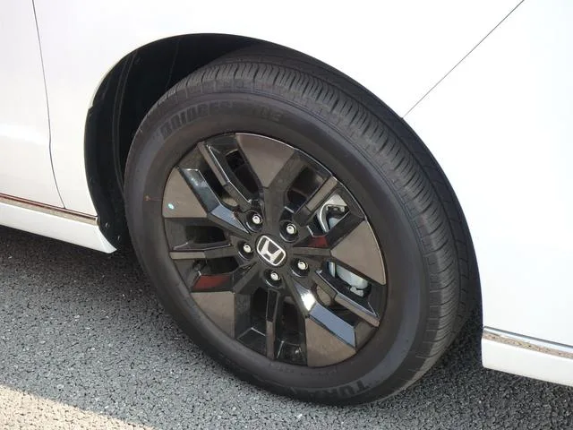 Honda STEPWAGON E:HEV SPADA 2025 — миниатюра 3
