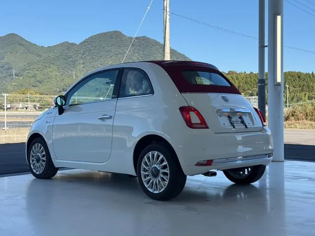 Fiat 500C TWIN AIR DOLCEVITA 2022 — миниатюра 5