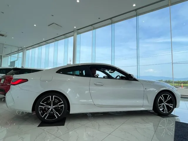 BMW 4 SERIES 420i COUPE M SPORT 2023 — миниатюра 3