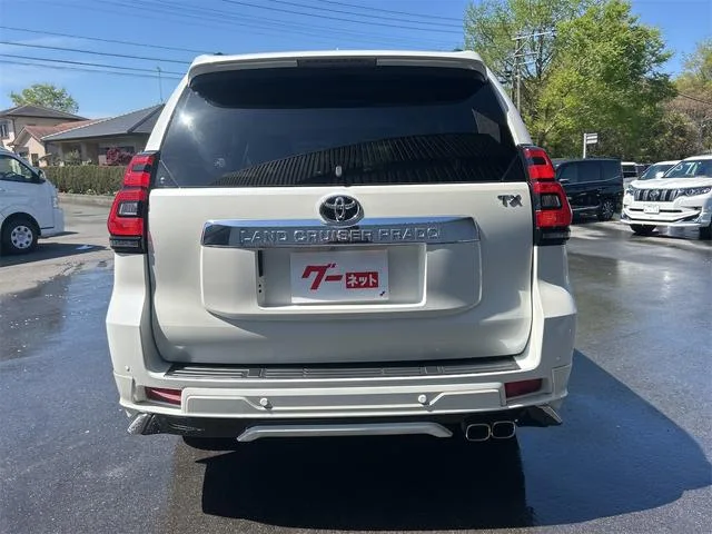 Toyota LAND CRUISER PRADO TX 2022 — миниатюра 5