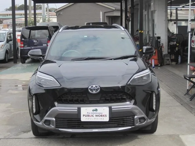 Toyota YARIS CROSS Z ADVENTURE 2023 — миниатюра 2