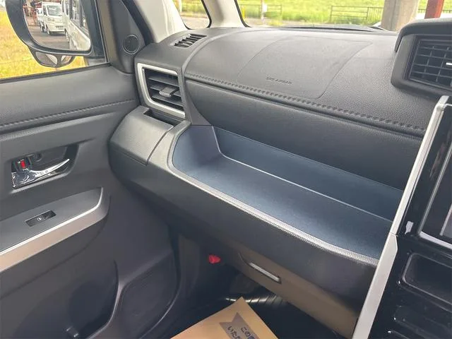 Toyota ROOMY CUSTOM G 2022 — миниатюра 2
