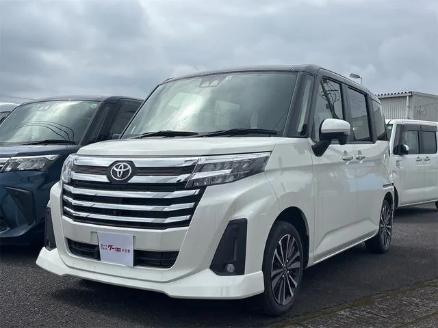 Toyota ROOMY CUSTOM G 2022 — фото 1, купить с доставкой в Москву