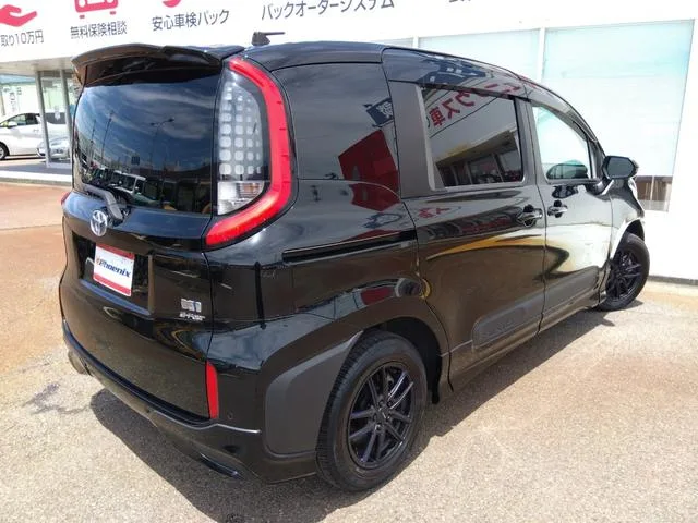 Toyota SIENTA HYBRID Z 2023 — миниатюра 4