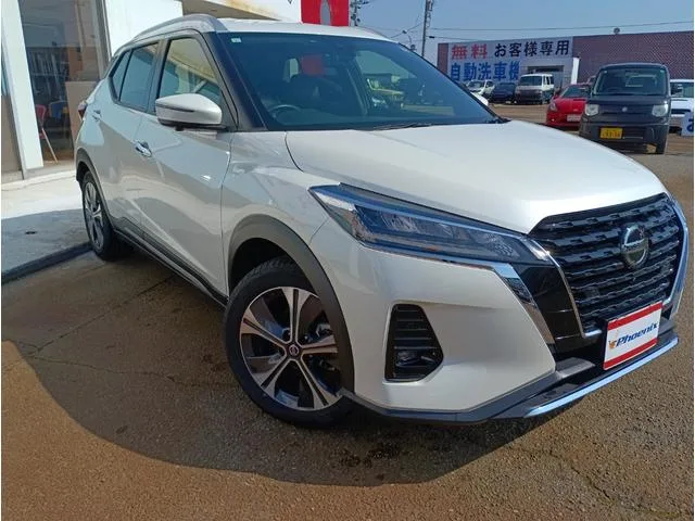 Nissan KICKS X FOUR 2024 — миниатюра 2