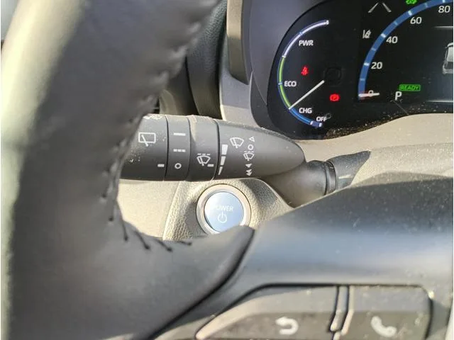 Toyota YARIS CROSS HYBRID Z 2023 — миниатюра 4