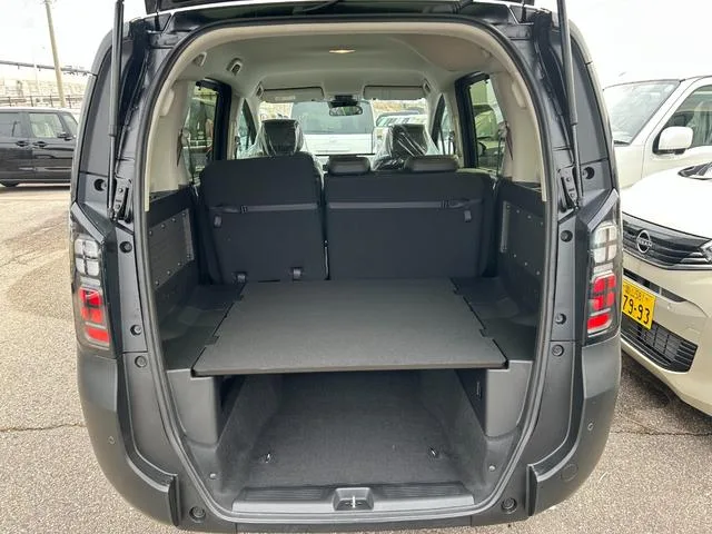 Honda FREED E:HEV CROSSTAR 2025 — миниатюра 5
