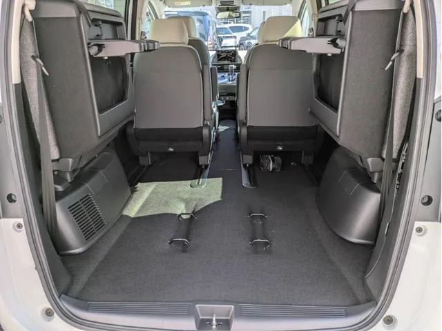Honda FREED E:HEV AIR 2026 — миниатюра 4