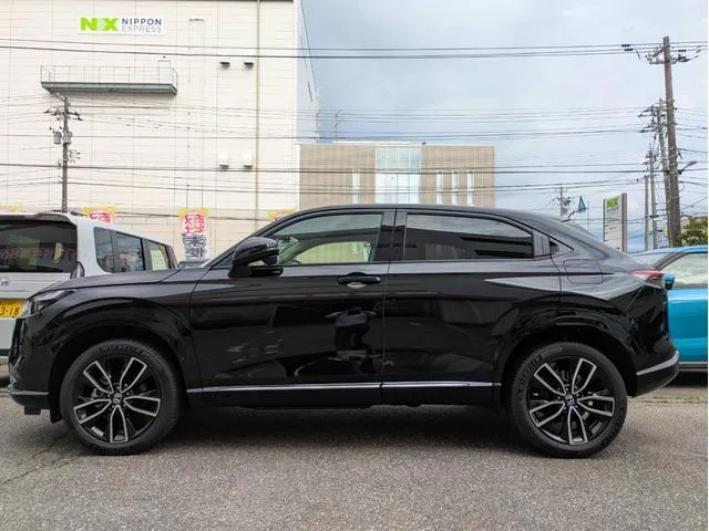 Honda VEZEL E:HEV Z 2026 — миниатюра 2