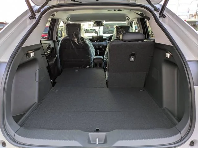 Honda VEZEL E:HEV Z 2026 — миниатюра 4