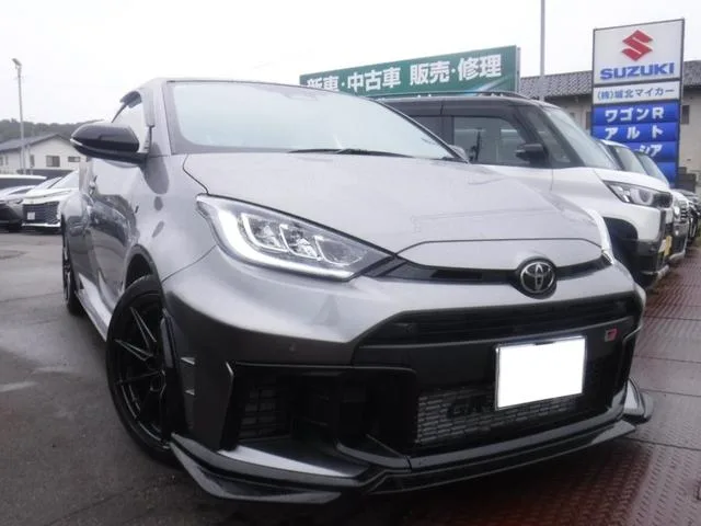 Toyota GR YARIS RZ HIGH PERFORMANCE 2024 — фото 1, купить с доставкой в Москву