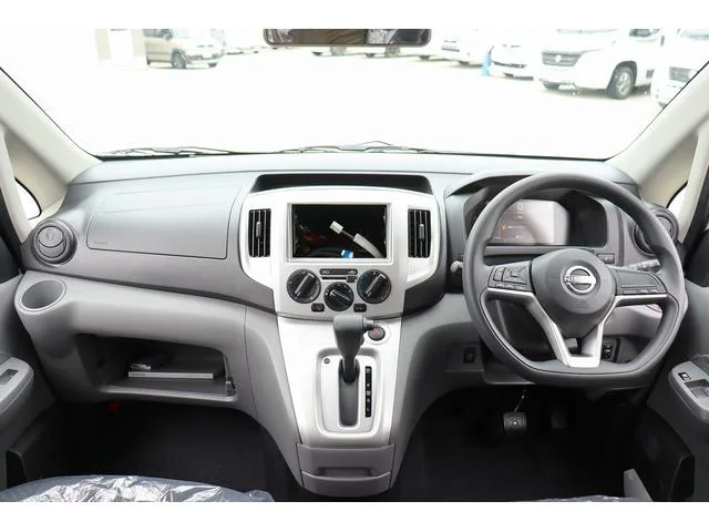 Nissan NV200 VANETTE VAN 2026 — миниатюра 5