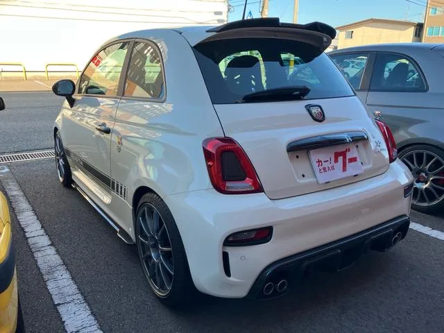 Abarth ABARTH 595 COMPETIZIONE 2022 — миниатюра 3