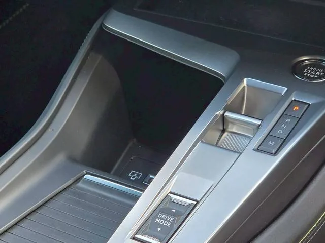 Peugeot 308 GT BLUE HDI 2024 — миниатюра 5