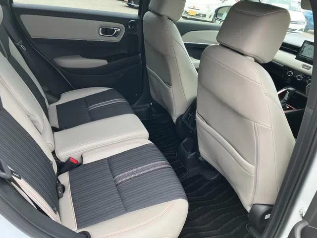 Honda VEZEL E:HEV PLAY 2023 — миниатюра 5
